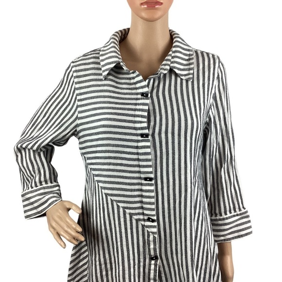 Soft Surroundings Standout Asymmetrical Striped Top Size M Tunic - Picture 2 of 7
